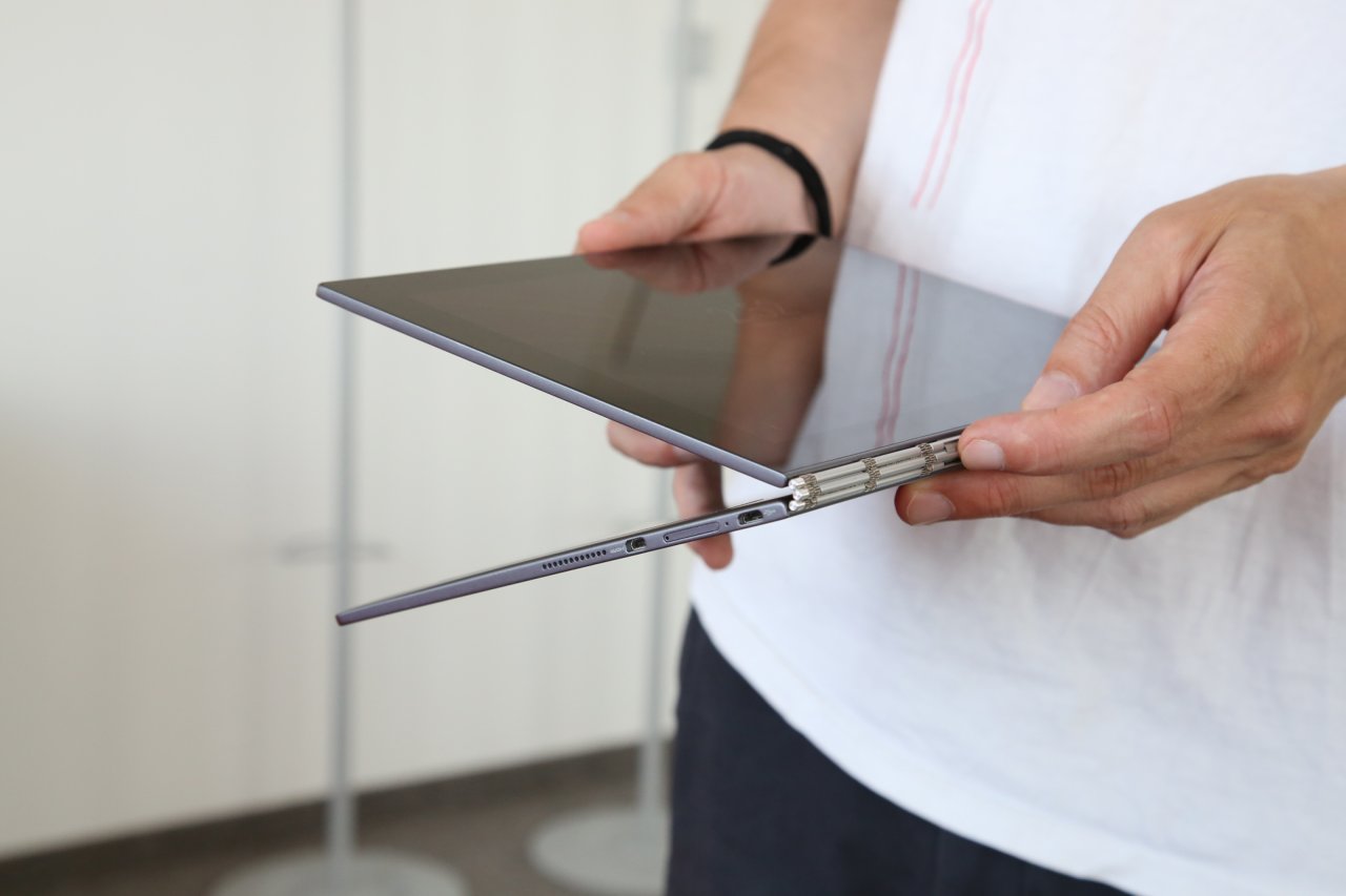 Lenovo Yoga Book