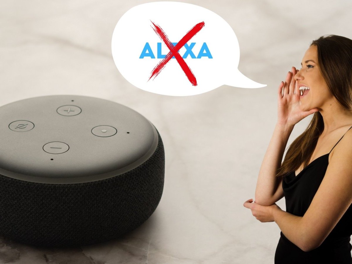 Collage Echo Dot/Frau ruft "Alexa"