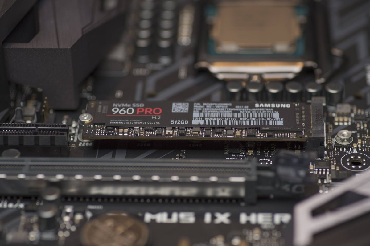 Samsung 960 Pro SSD M.2 Speichereinheit auf einem Motherboard