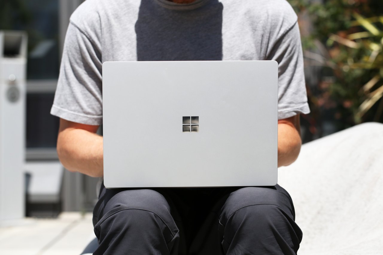 Microsoft Surface Laptop