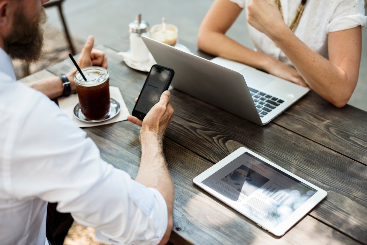 Anonym im Biergarten? Kein Problem mit den VPN-Apps.