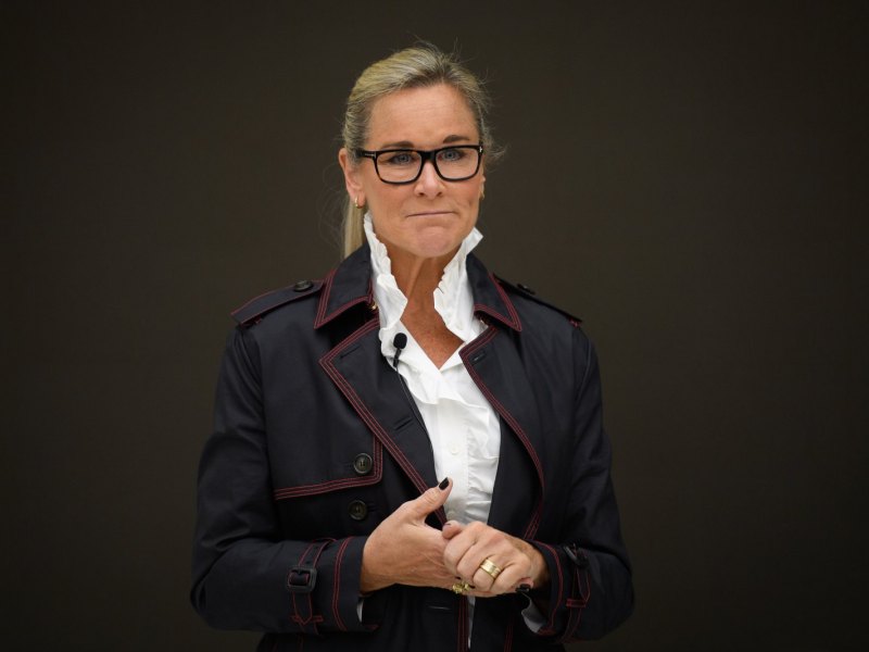 Angela Ahrendts