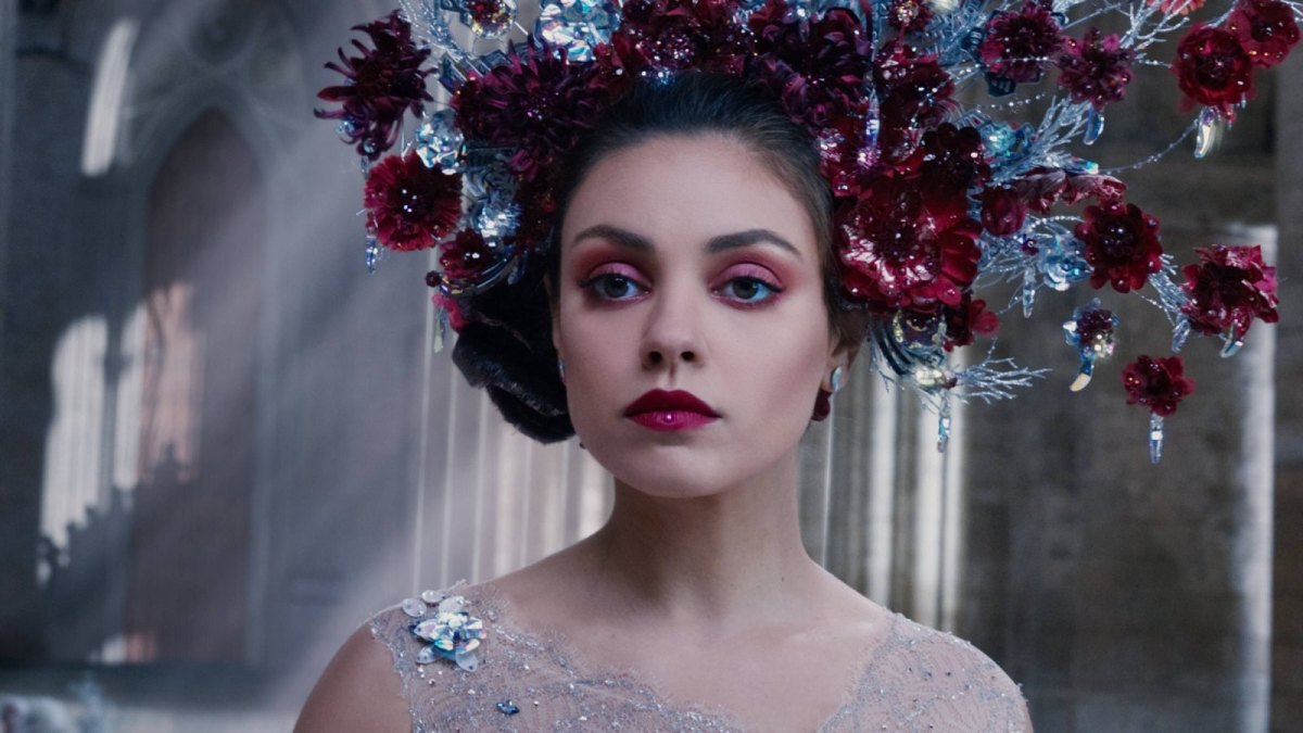 Szenenbild aus Jupiter Ascending mit Mila Kunis.