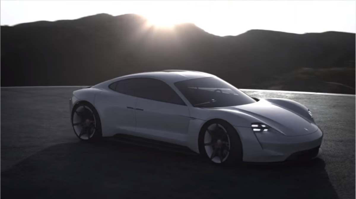 Elektroauto Porsche Mission E