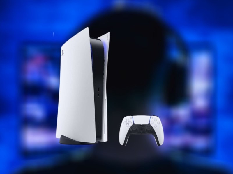 PlayStation 5 vor einem Fernseher und einem Gamer mit Headset