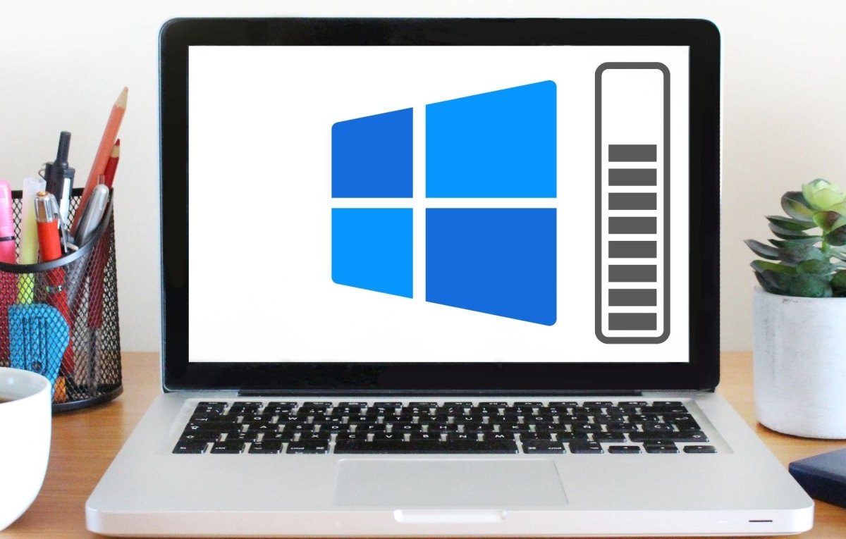 Laptop mit Windows-Logo.