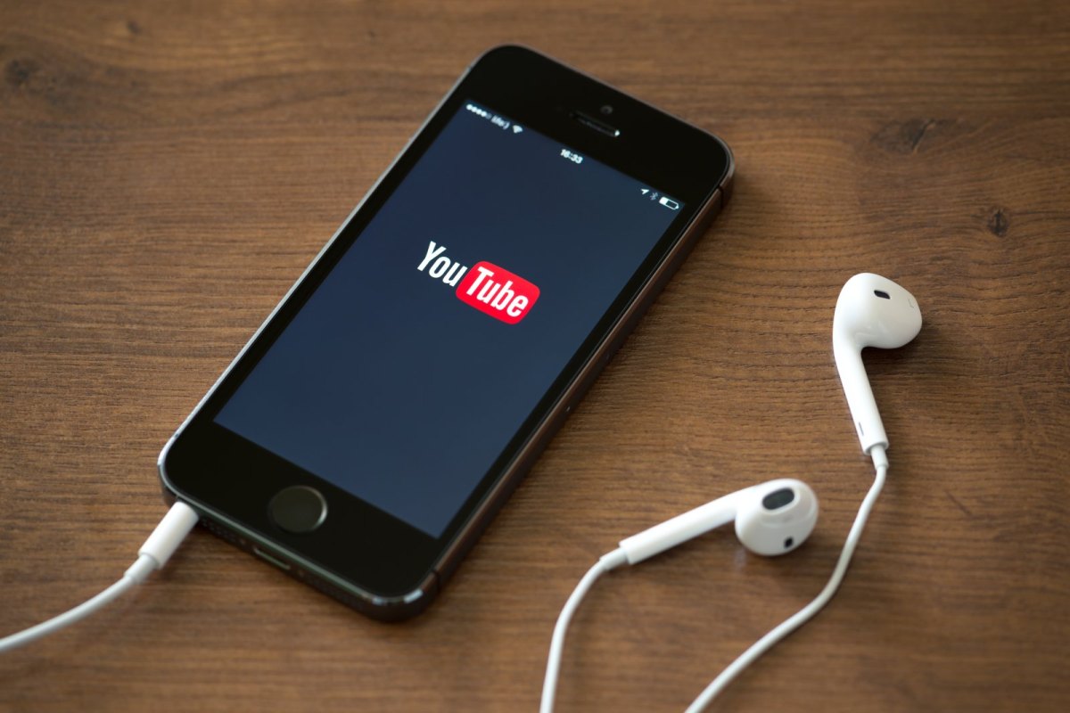 youtube iphone smartphone