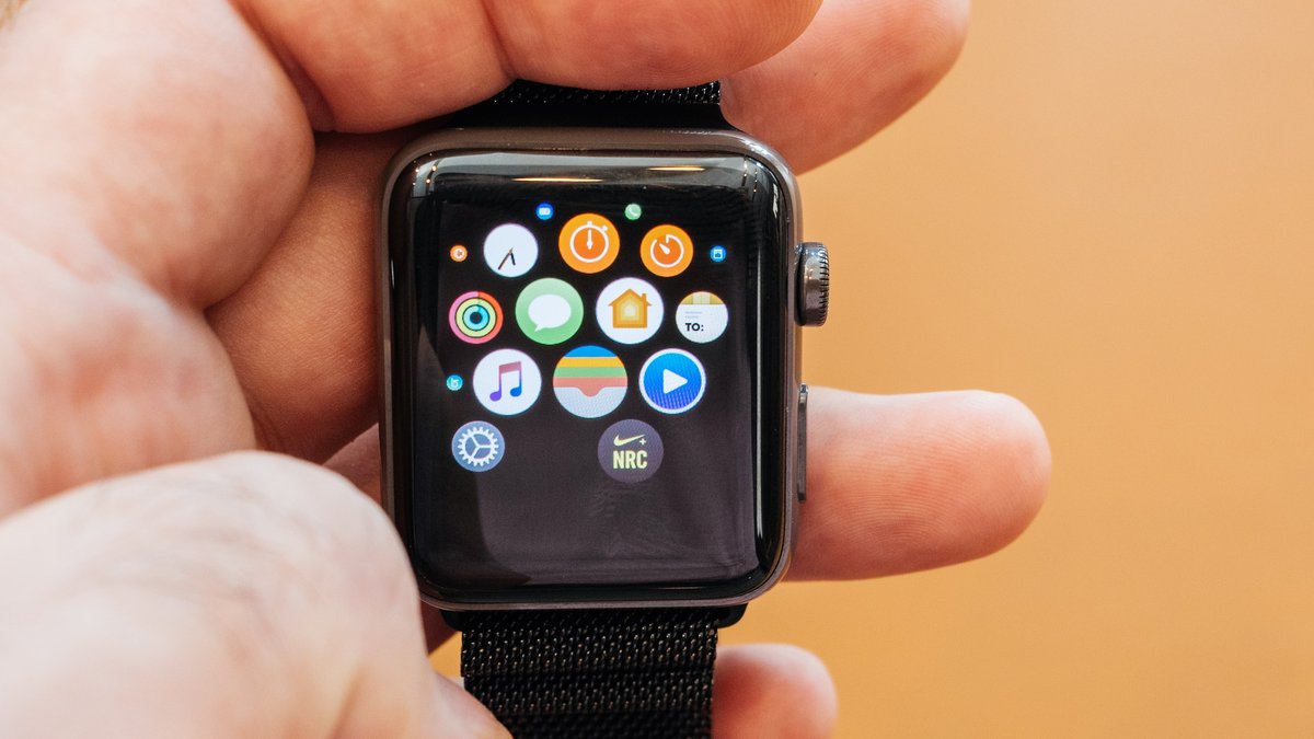 Aldi verkauft ab dem 27.1. eine erneuerte Apple Watch. © Hadrian/Shutterstock