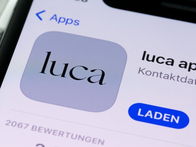 Die Luca-App soll während der Corona-Pandemie eine Kontaktrückverfolgung ermöglichen.. © Camilo Concha/Shutterstock.com