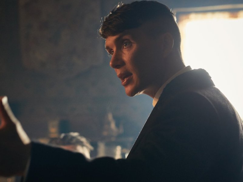 Cillian Murphy spielt Gangster-Boss Tommy Shelby.. © Robert Viglasky/Netflix