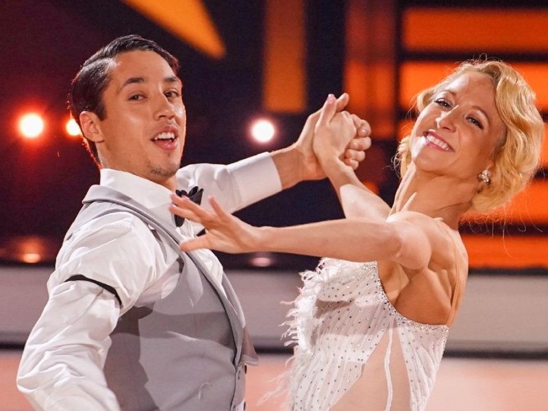 René Casselly und Kathrin Menzinger auf dem "Let's Dance"-Parkett.. © RTL / Stefan Gregorowius