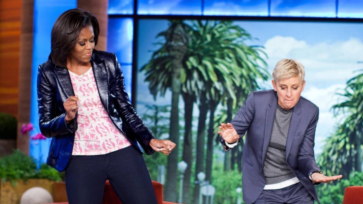 Michelle Obama und Ellen DeGeneres bei einer Aufzeichnung für die "The Ellen DeGeneres Show".. © imago images/Everett Collection