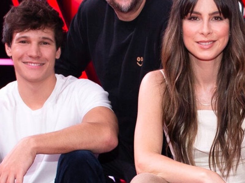 Wincent Weiss und Lena Meyer-Landrut coachen dieses Jahr die Talente bei "The Voice Kids".. © SAT.1/André Kowalsk