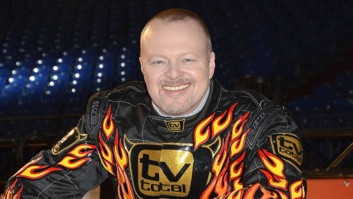 Stefan Raab in seiner Stockcar-Montur.. © imago/Future Image