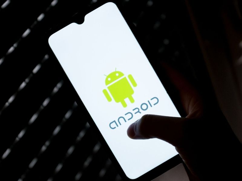 Android Logo auf Handy