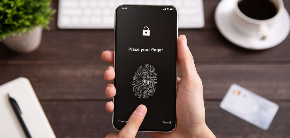 Fingerabdrucksensor am Handy