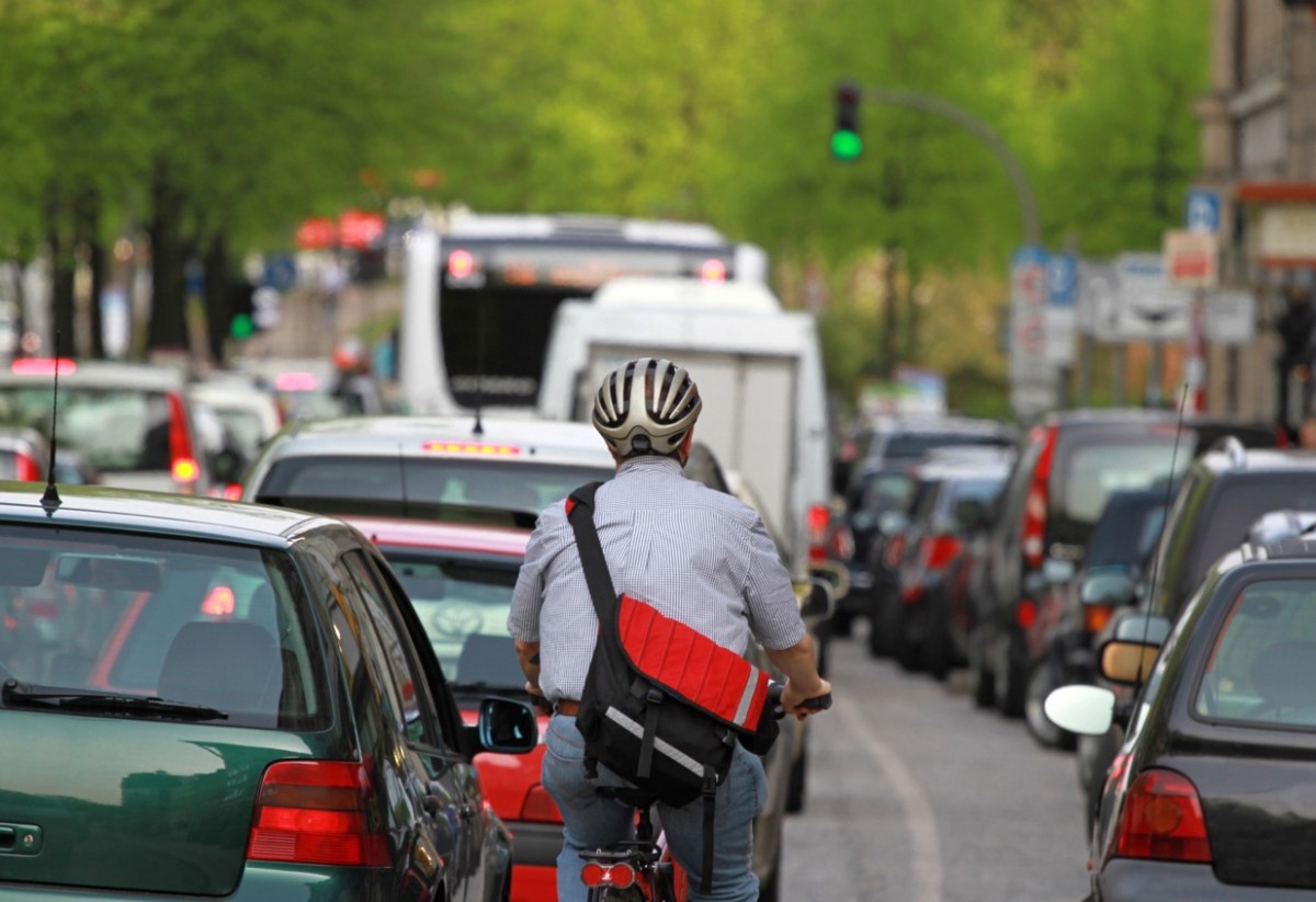 Stau im Straßenverkehr