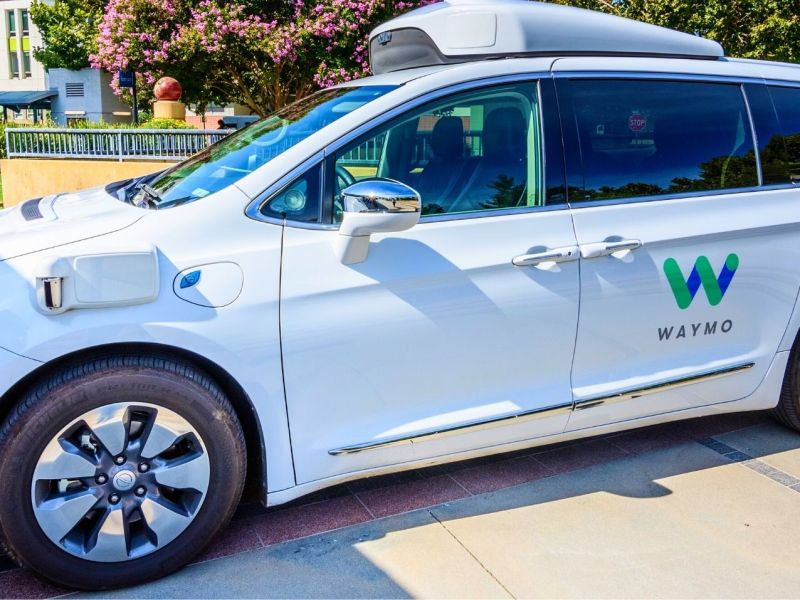 Ein selbstfahrendes Auto der Firma Waymo.