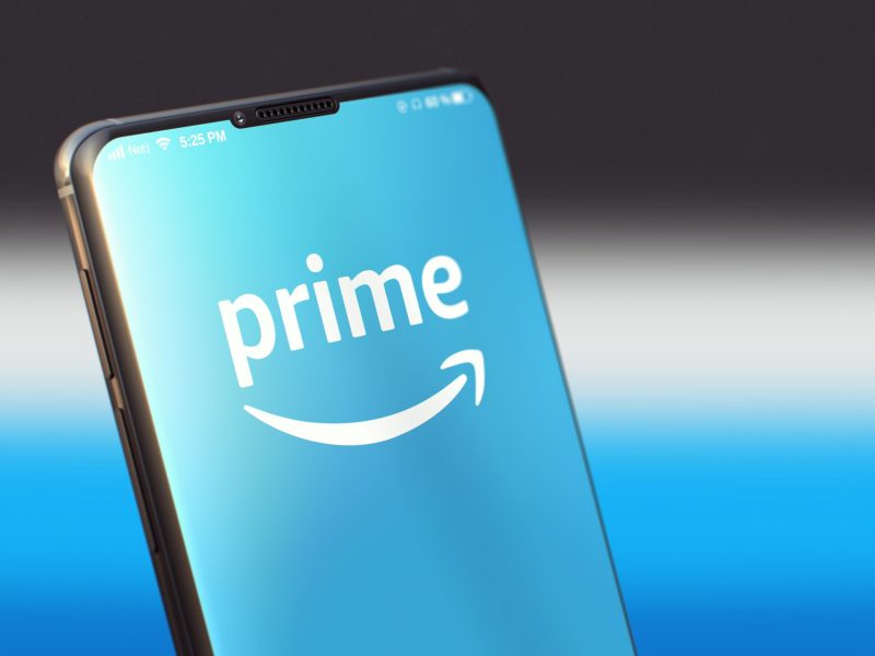 Amazon Prime-Logo auf einem Smartphone-Bildschirm.