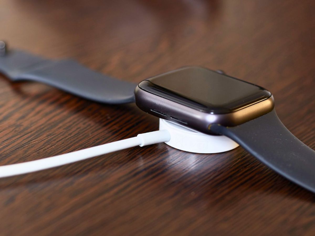 Apple Watch lÃ¤dt schneller auf dem Ladekabel