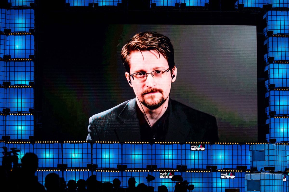 Edward Snowden auf groÃŸem Bildschirm beim Web Summit