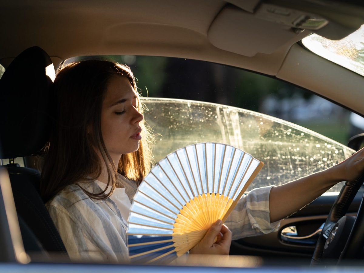 Statt Klimaanlage im Auto: Dieser Trick kühlt dein Fahrzeug in Sekunden