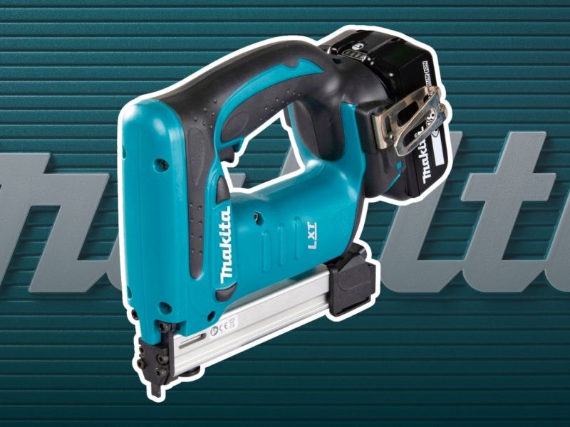 Makita Akku-Tacker DST221Z